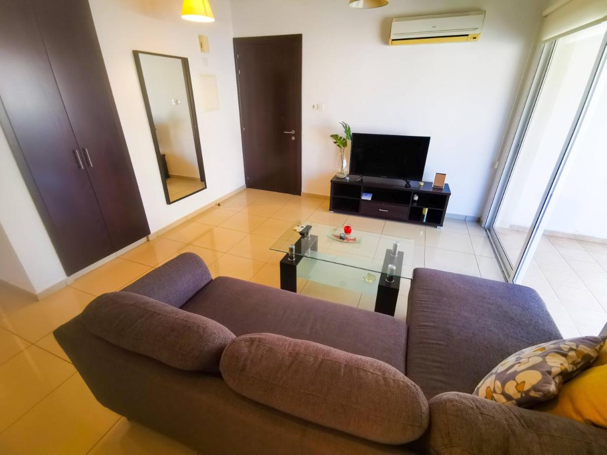 Promenade Breeze City Apartment Larnaca Dış mekan fotoğraf